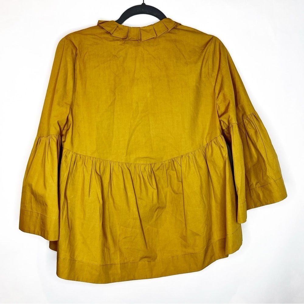 Secular Lab | Cropped Asymmetrical Top - Picture 3 of 5